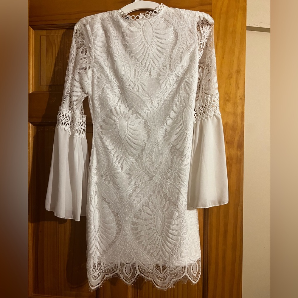 White bell sleeve lace dress